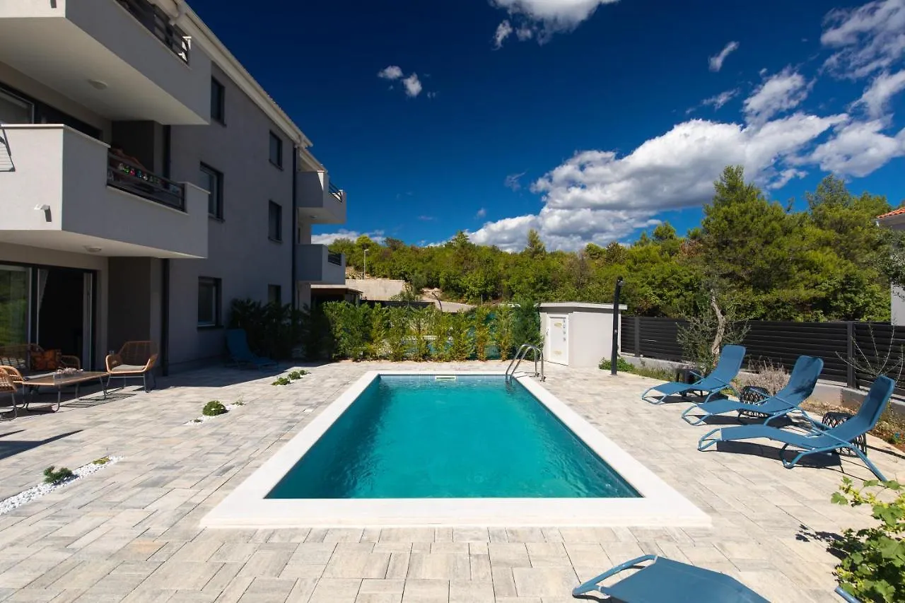 Apartment Patrick With Private Pool Čižići 0*,  Chorwacja