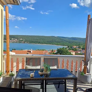 16 Čižići